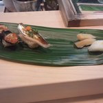 Sasa Sushi - おまかせにぎり（白ハタ・サザエ）