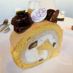 ラ・ローズ・ジャポネ - マロンのロールケーキ