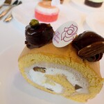 ラ・ローズ・ジャポネ - マロンのロールケーキ