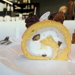 ラ・ローズ・ジャポネ - マロンのロールケーキ