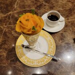 ニューヨークラウンジ by インターコンチネンタル 東京ベイ - エキゾチックフルーツパフェとコーヒー