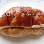 Ishigama Pan Koubou Shukuru Ban - 2022年の｢くるみ塩バターパン｣250円