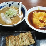 中華食堂 遊々亭 - ラーメン定食A、天津飯で♪