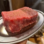 Wagyu U Yakiniku Jukusei O Otoro Gyuutan Kokusan Gyuu Horumon Date No Kura - 