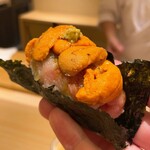 Sushi Tenbi - おまかせコース 6600円
                        握り 名物とろたく（中サイズ 雲丹ダブル +2800円）