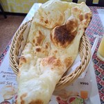 ドゥルガ　ダイニング - おかわりのナン　　一回無料