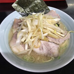 ラーメン かとちゃん - ネギチャーシュー麺 ¥1,000-