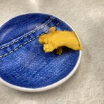 ゆたか食堂 - 自家製うにバター・・これヤバイくらい中毒性ありそうな罪深い味わい。これ真剣に売って欲しいw