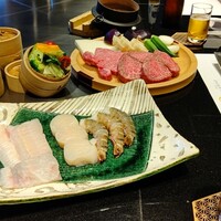 鉄板焼 ツキノウサギ - 調理前の揃い踏み♪