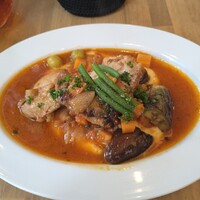 LE PORTIER Par Aux Delices de dodine Toranomon - 鶏もも肉のトマト煮込み~アラビアータ風~