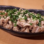 沖縄料理・島酒場 がらくた - ミミガーのポン酢和え