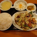 豪香飯店 - ホイこーロー定食（ご飯大盛）900円