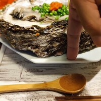 韻松亭 - 超巨大な牡蠣1