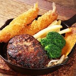 ハンバーグ専門店Hassaku - 近江牛(澤井姫和牛)使用の黄金比率ハンバーグ(海老フライ2本)
