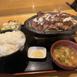 ぴーぷ留 - 