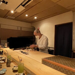 鮨 尚充 - 店内カウンター