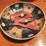 Nikuryouri Kanae - タン刺し　納豆の昆布ソースとワサビ