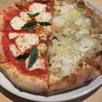 GOOD CHEESE GOOD PIZZA - 【マルゲリータ・ハーフ＋アルビーノ・ハーフ2000円