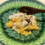 博多 鮨 まつもと - 混ぜほぐすと、それぞれの風味が混ざり合い、口の中で広がる。ノドグロのプリっとした食感も良い。