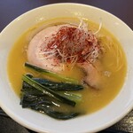 Menya Musubi - 鶏そば¥800