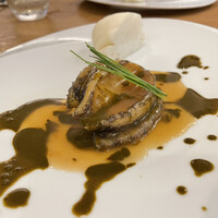 NOGI - 勇名物 活鮑の浅利出汁紹興酒バターソース肝醤油ソース 3,800円