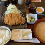 Niigata Katsu Ichi - 極上熟成ロースカツ定食(160g) ¥1769