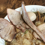 えびまさ - 肩ロース、内もも、かぶりチャーシュー