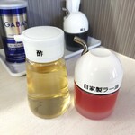 中華料理 桃菜 - お好みで酢とラー油を♬