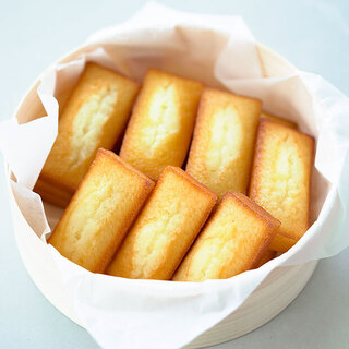 アンリ・シャルパンティエ_0