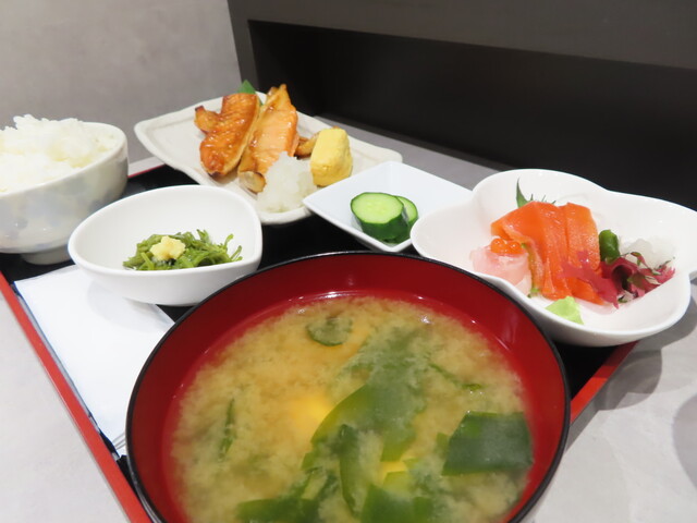 鮮魚食堂 魚河岸 - 宮古（海鮮）の写真