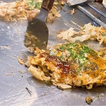 Honkaku Hiroshima Okonomiyaki Tanimoto - 