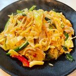 タイ料理ジャンピー - パッキーマオ
