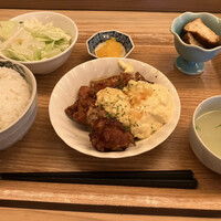 焼き鳥とワイン 萬鳥 祇園店 - 