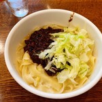 唐朝刀削麺 - ジャージャー刀削麺(パクチーなし)_¥880