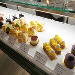 Patisserie Ravi,e relier - 