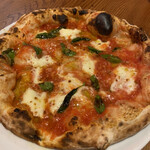 Pizzeria Purecari - マルゲリータ（ロッソ）