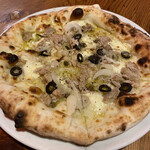 ピッツェリア ピュアカリ - 自家製ツナ（ビアンカ）