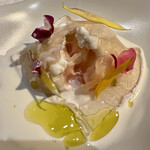 Hirovanna - 桃とチーズ断面