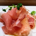 創作イタリアン Gemelli - 生ハム桃