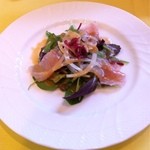Sara - ランチコースの前菜2皿め カルパッチョ