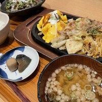 OSAKAきっちん。 東急プラザ渋谷店 - 豚平と焼きそば　1350円