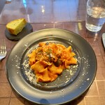 ヴィーテ - パスタ2　ナスと鶏肉のトマト煮込み マファルディーネ　2022.6