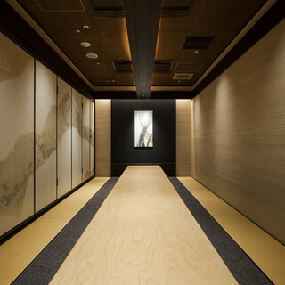 落ち着いた掘りごたつのお席もご用意しております。