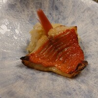 日本料理 初海 - 