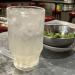 奈良駅前応援団 大分からあげと鉄板焼 勝男 - 