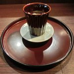 銀座 水野 - お昼の会席コース 3700円 の自家製和三盆のプリンの黒蜜きなこ添え