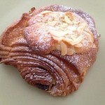 ショコラダマンド（280円）