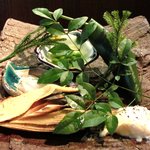 銀座 水野 - お昼の会席コース 3700円 の八寸：大地の恵み5種封じ込め