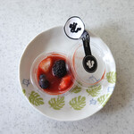 Rue Favart - 上段にフレッシュ・ベリー