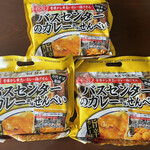 名物 万代そば - 1パック8袋入りです。かなりのカレー風味ですよ！